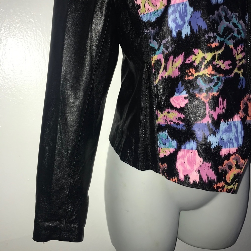 Donna-di-Eleganza Zip Front Printed Leather Jacket - Picture 5 of 12